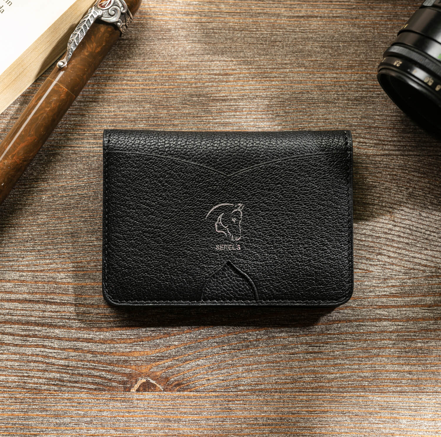 Serel's Men's Thin Minimalist Leather Gracious Bifold Wallet